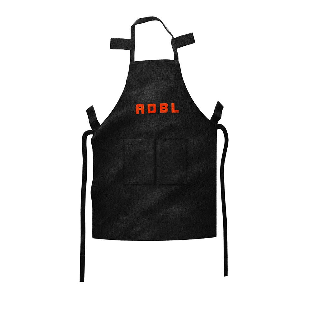 ADBL DETAILING APRON - BILPLEIEFORKLE